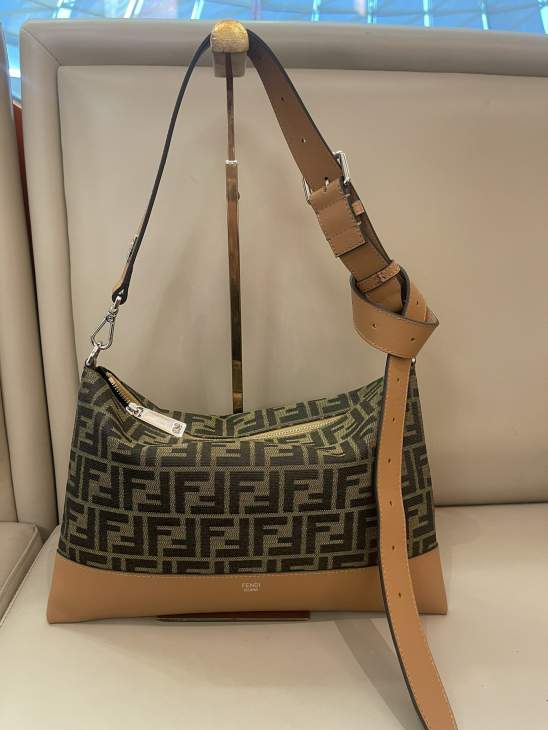 Picture of Fendi Mens Bags _SKUfw237524064fw